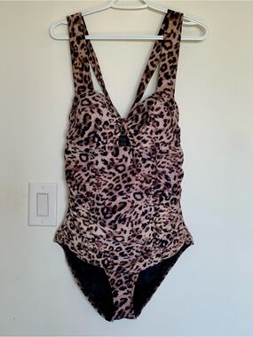 Torrid One-Piece Brown Leopard Print Swimsuit Tie Back Keyhole front XL 1X 14 16